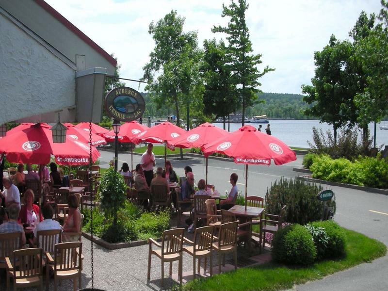 Hotel Verso Magog Exterior foto